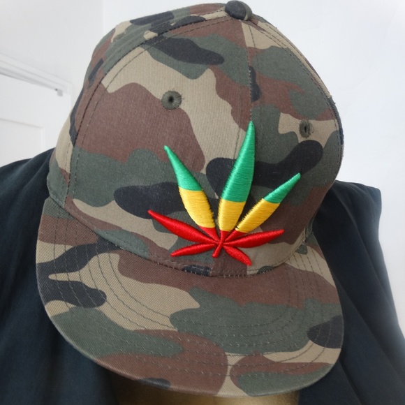 Other - *New w/o Tags* - 420 Flat Cap with Snapback